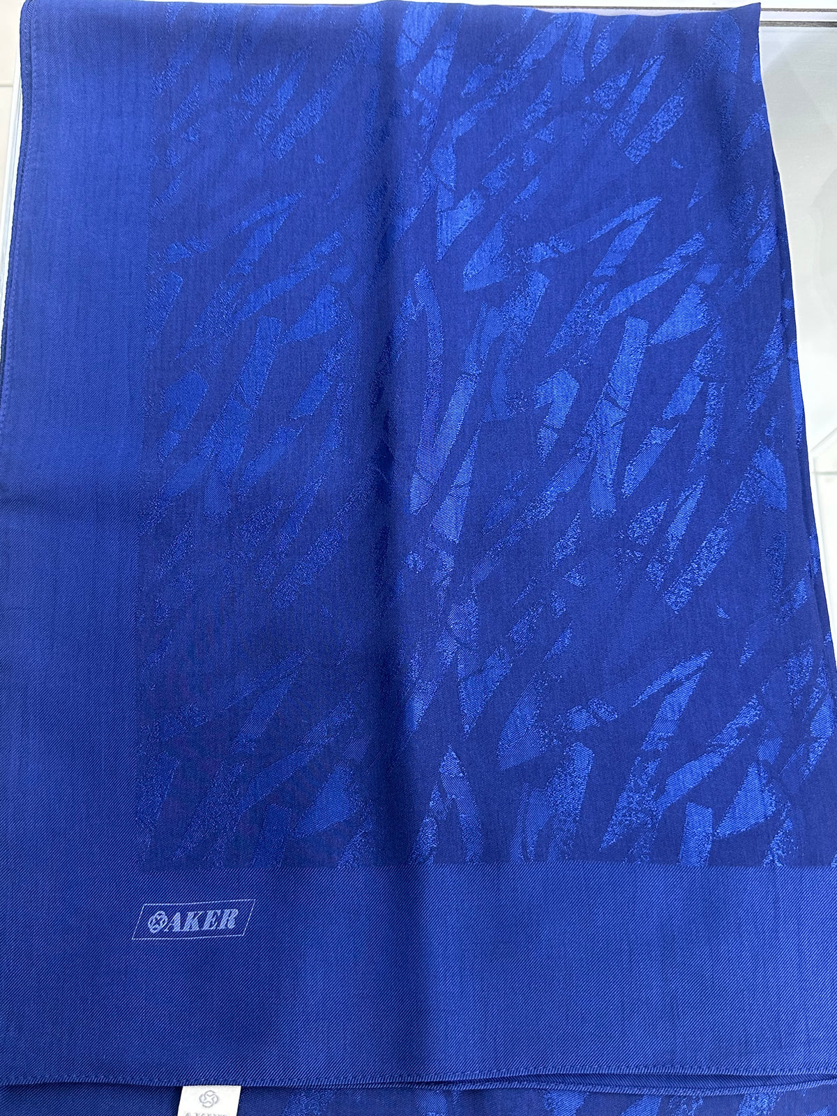 Aker Naia Nehir Şal