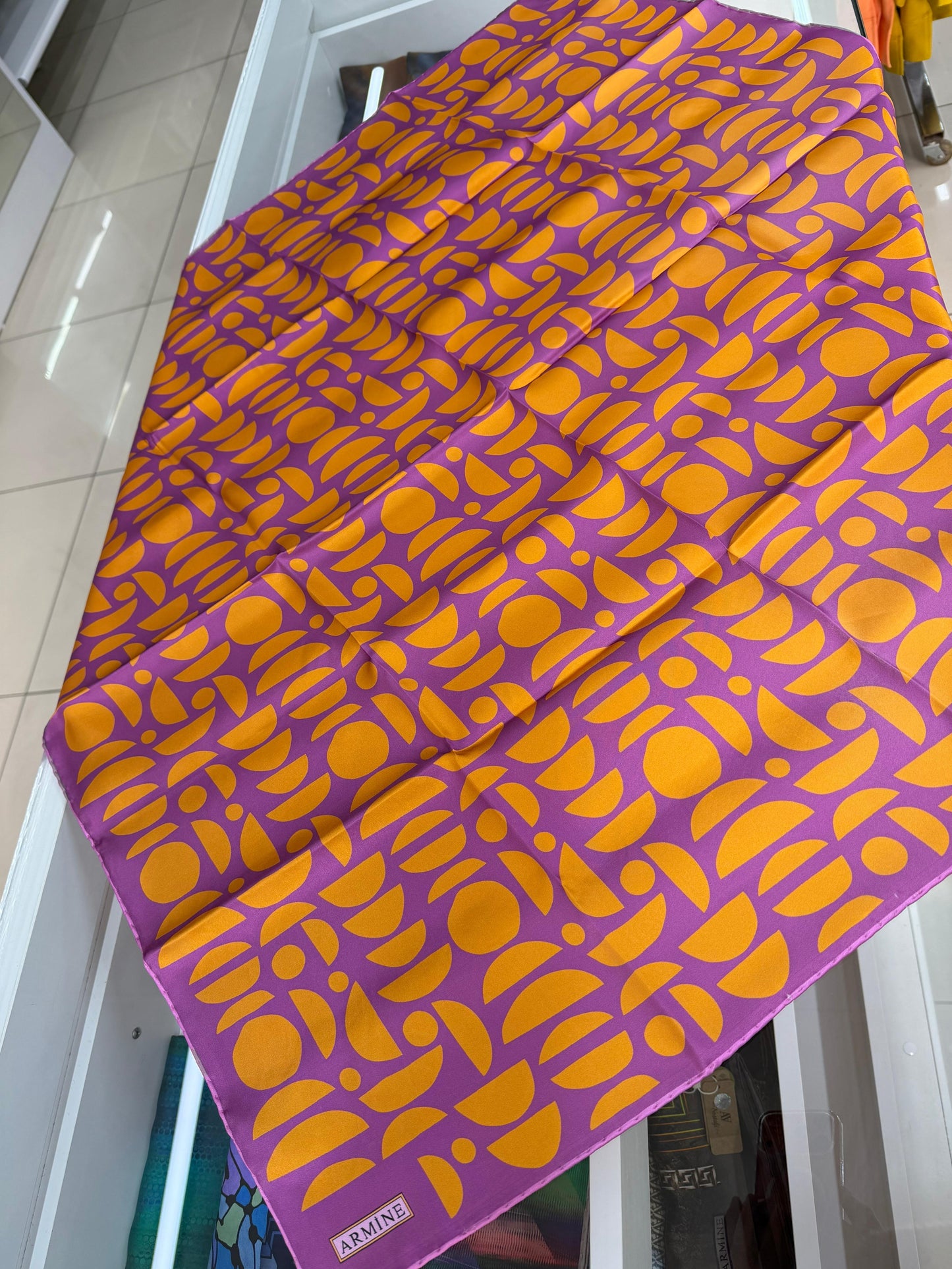 Armine sura ipek eski sezon eşarp