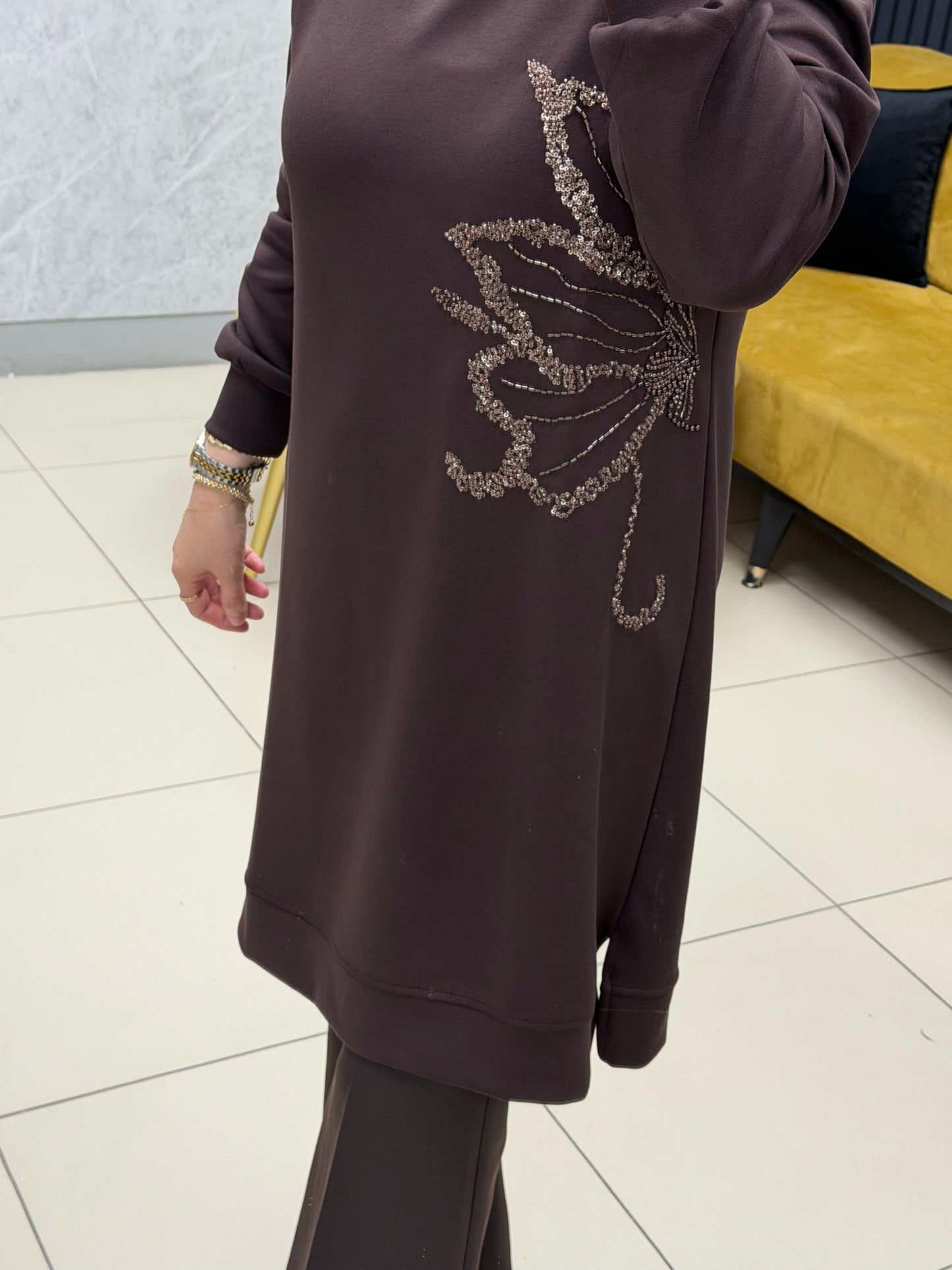 Ayşe Akay lotus çiçek işlemeli tunik