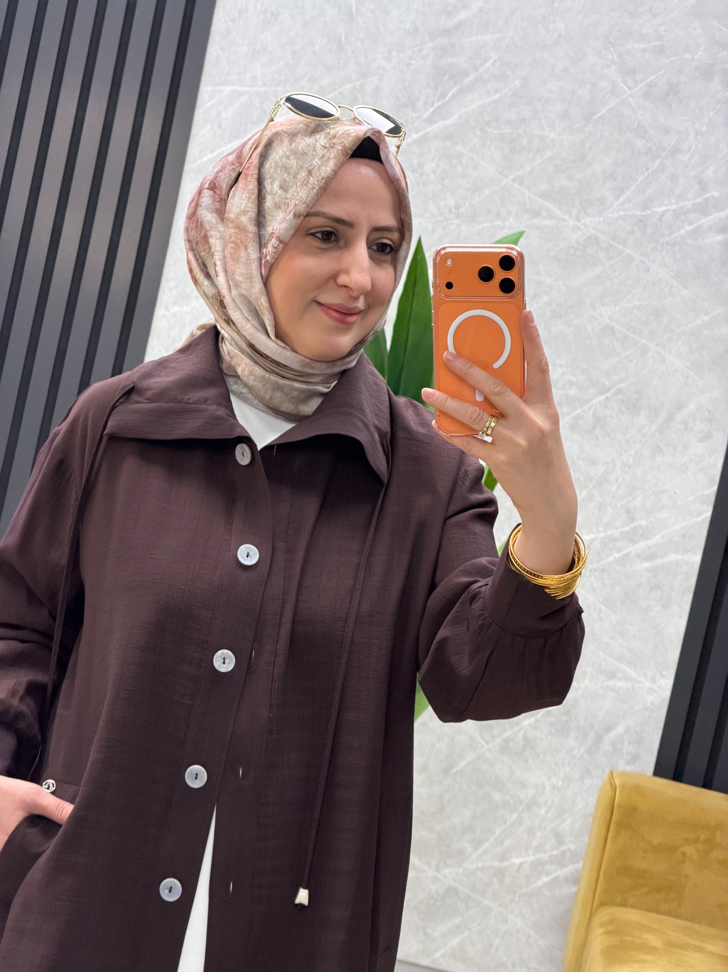 Armine trend gofre kumas düğmeli takim
Kodu:26yt658