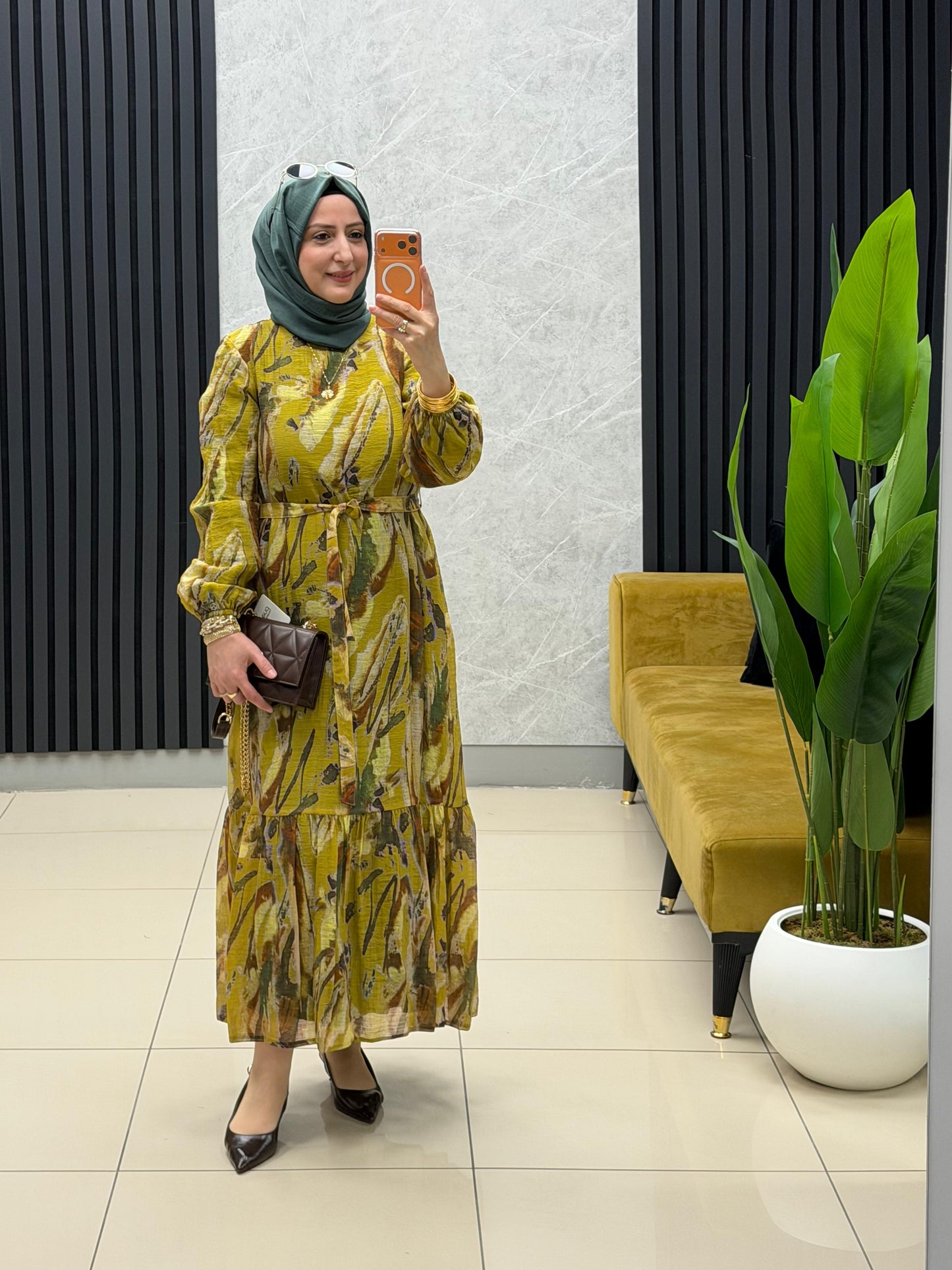 Armine Trend renk geçişli astarlı elbise
Kod: 25AYT963