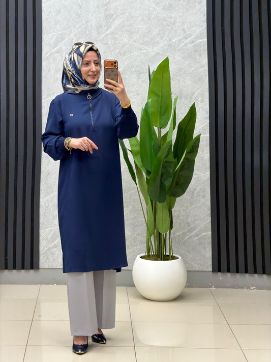 Kado fermuarlı dik yaka tunik.
kod: 251491
