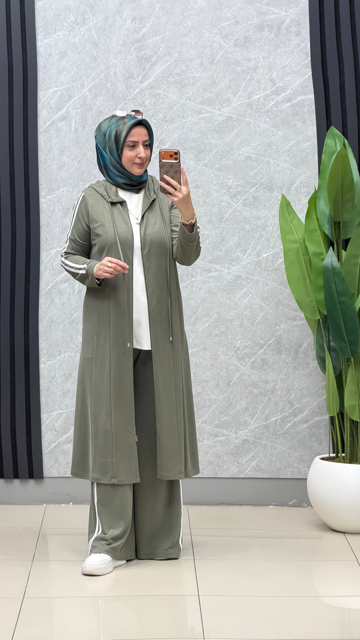 Ayşe Akay Pike Şeritli Takım 
⚡️ Ürün Kodu: 5117