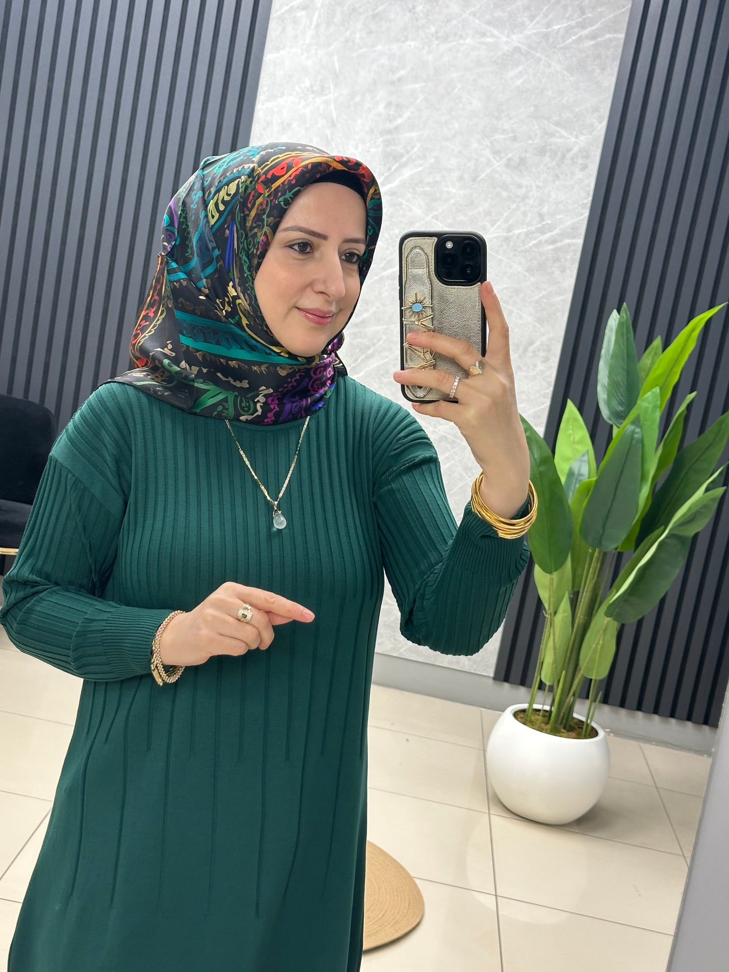 Armine nostalji serisi sura ipek eşarp