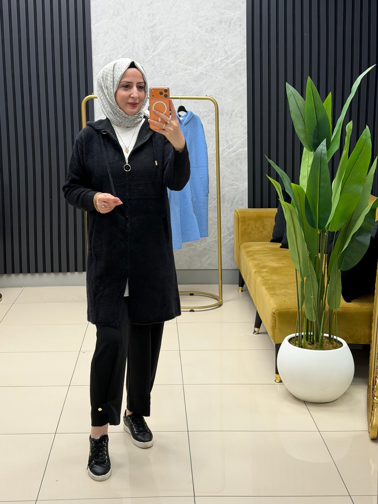 Arkası işlemeli Angora çeket 251456