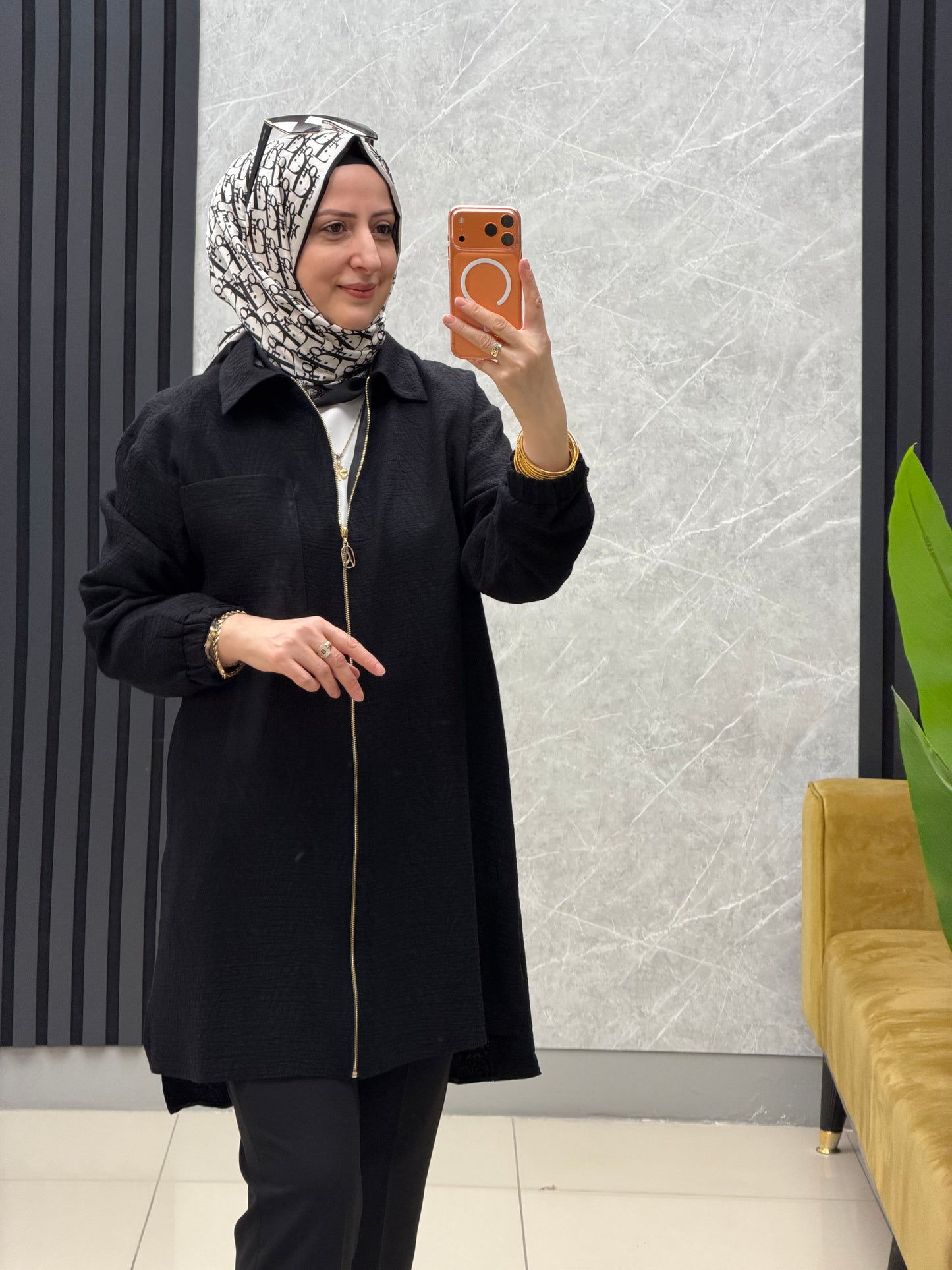 Armine trend fermuarlı cepli kabartmalı tunik
Kod: 26yt460