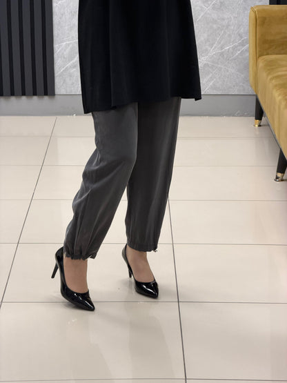 Noshe paçası lastikli ipek kupra pantolon 4640