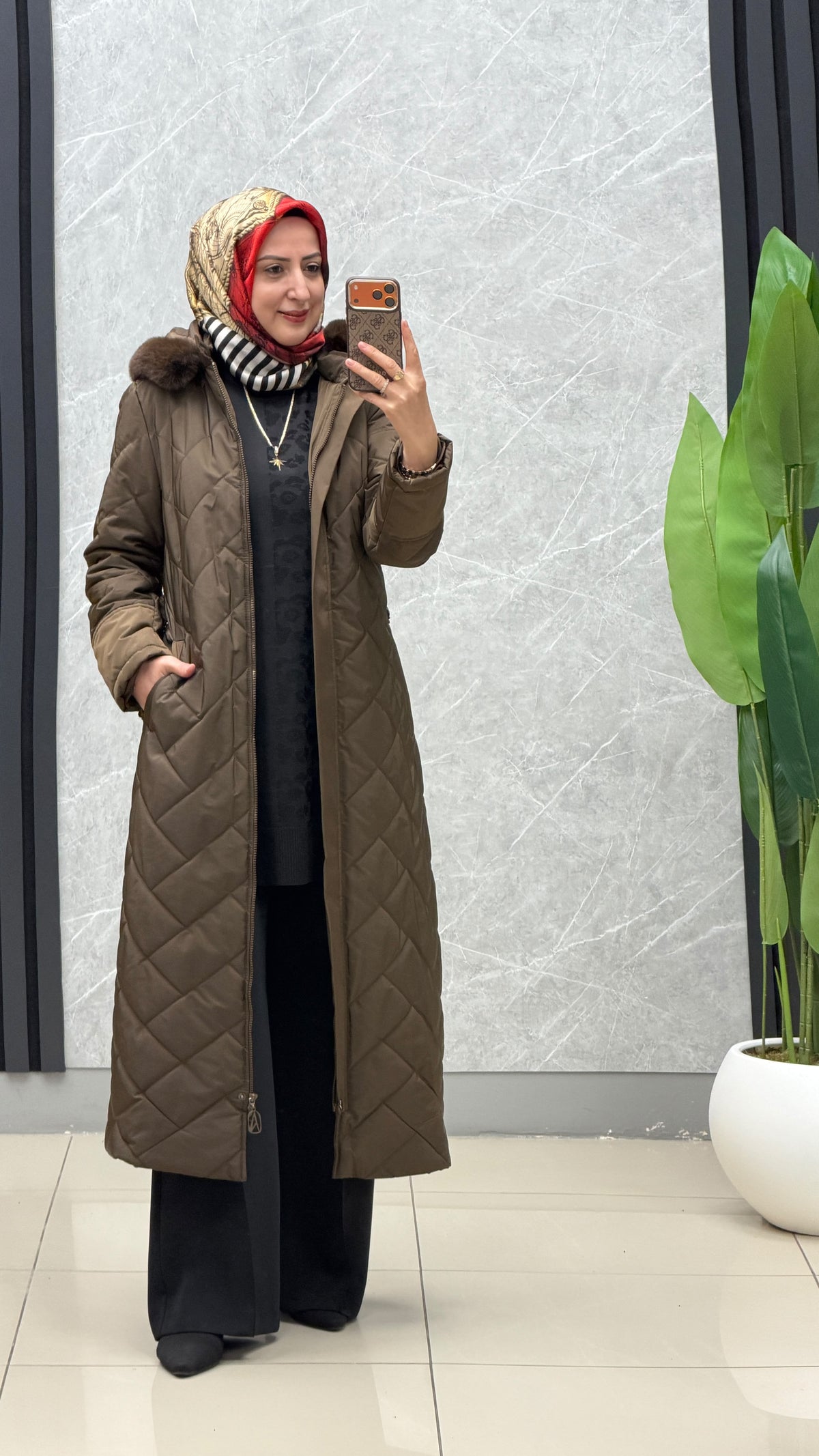 Armine Trend Kürklü Kapüşonlu Belden Kemerli Mont / Ürün Kodu: 25KT752