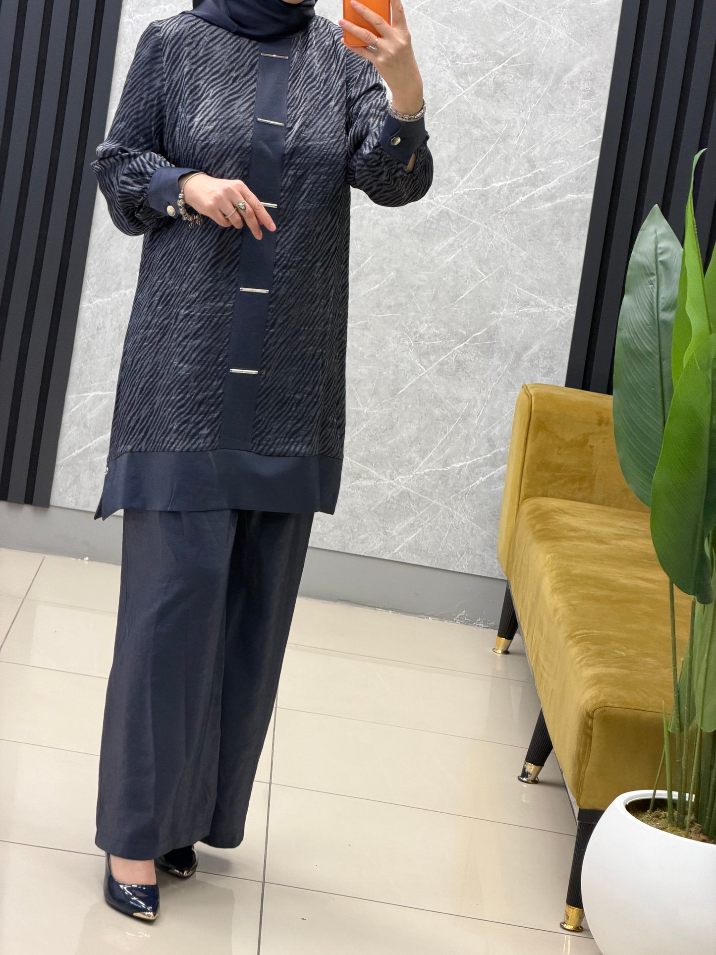 ARMİNE TREND JAKARLI SATEN          26 YT 608