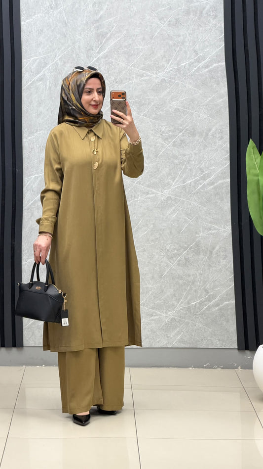 Ayşe Akay Broşlu Takım / Ürün Kodu : 5113