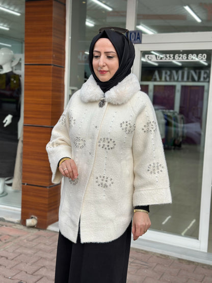 Angora bronşlu taşlı Çeket