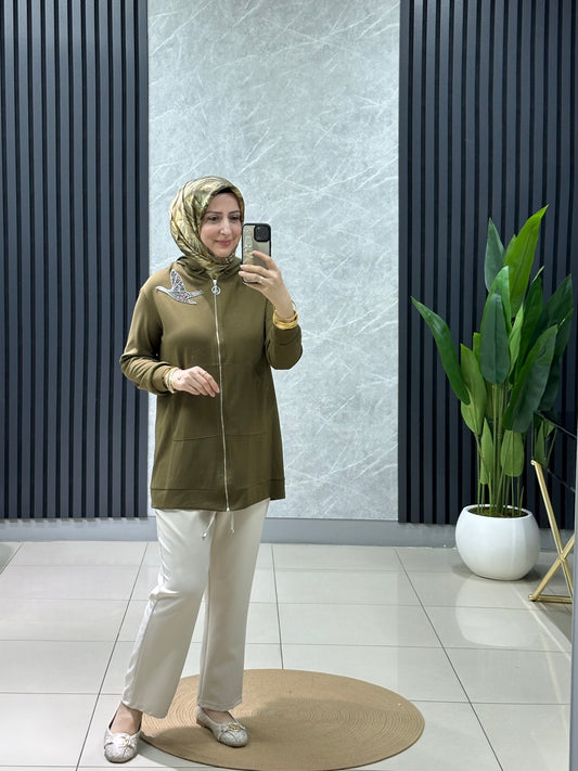 Armine giy çık