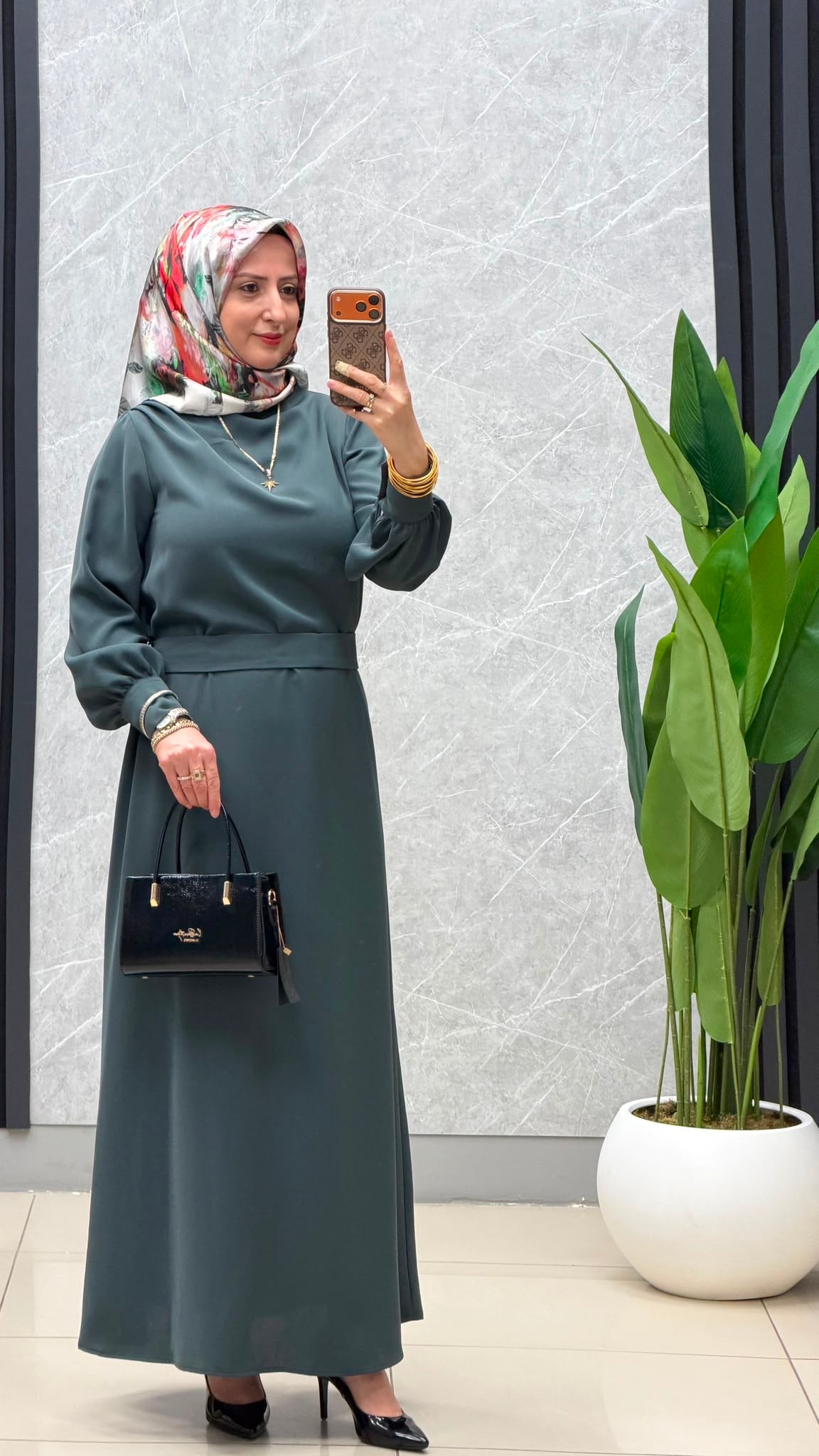 Armine Trend Seyyar Kemerli Omuz Drape Detaylı Krep Elbise kod:26yt904