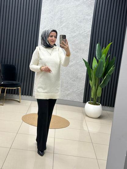 Omzu taş detaylı Angora kazak