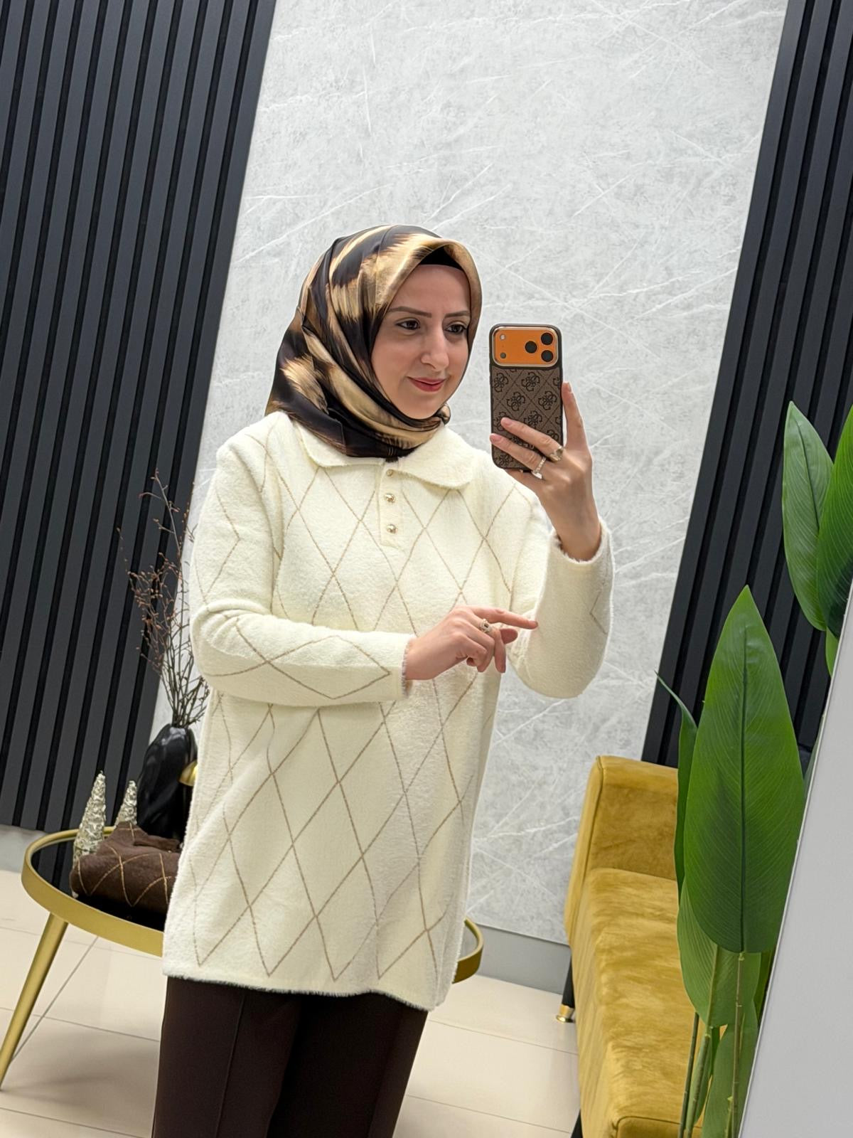 Nefise 150561 angora baklava desen gold düğmeli yakalı kazak