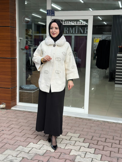 Angora bronşlu taşlı Çeket