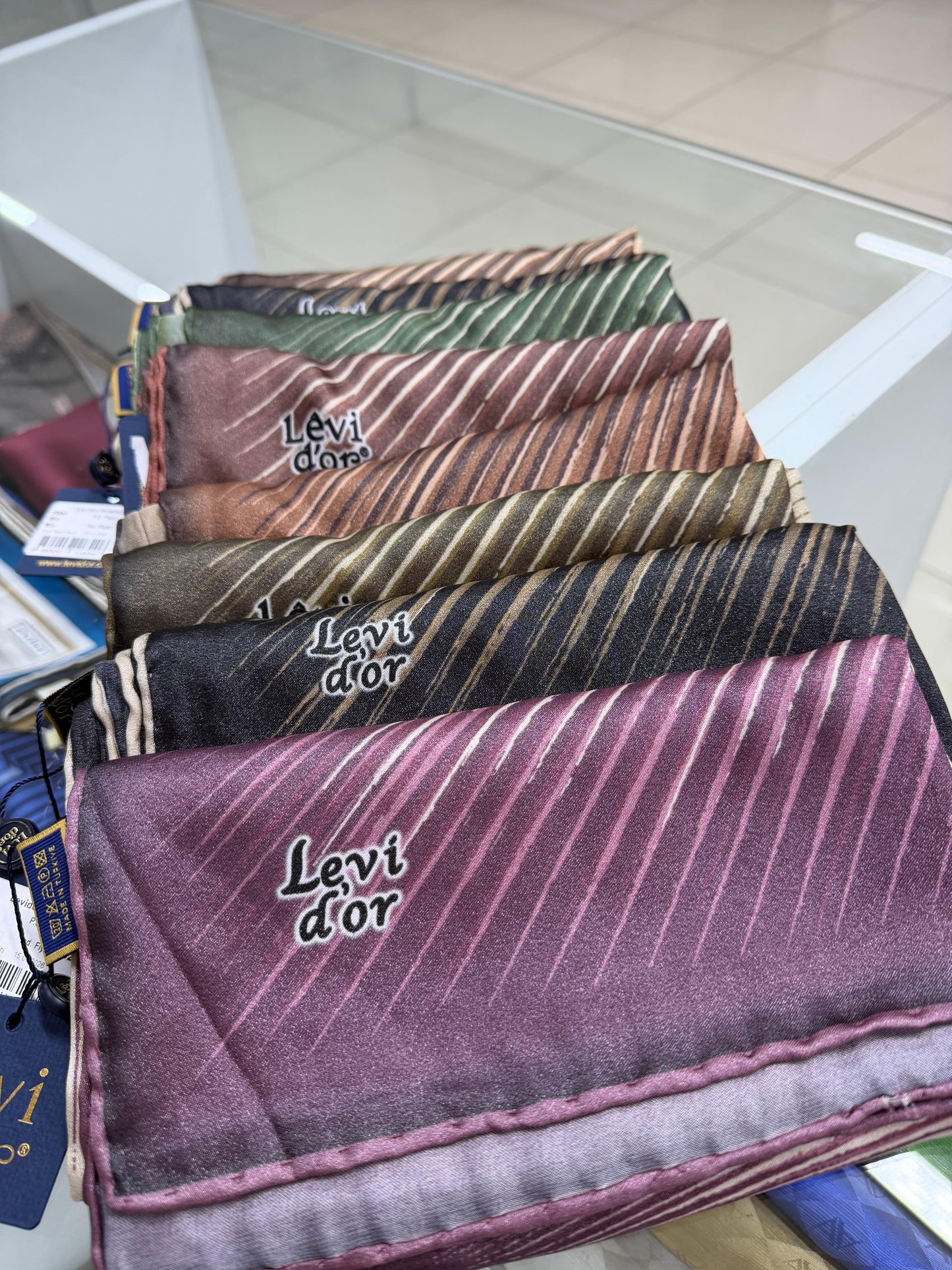 Levidor kristal eşarp