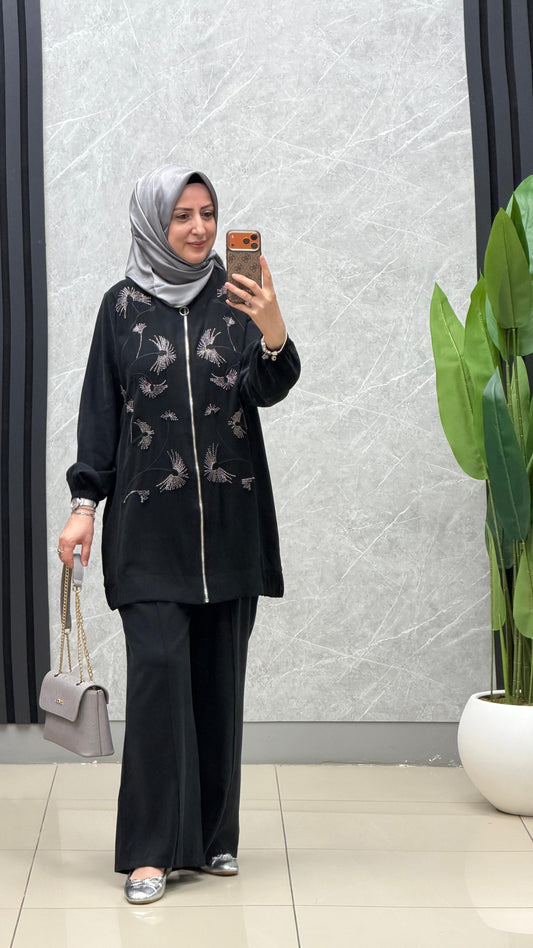 Ayşe Akay Taş İşlemeli Ceketli Takım / Ürün Kodu : 4106