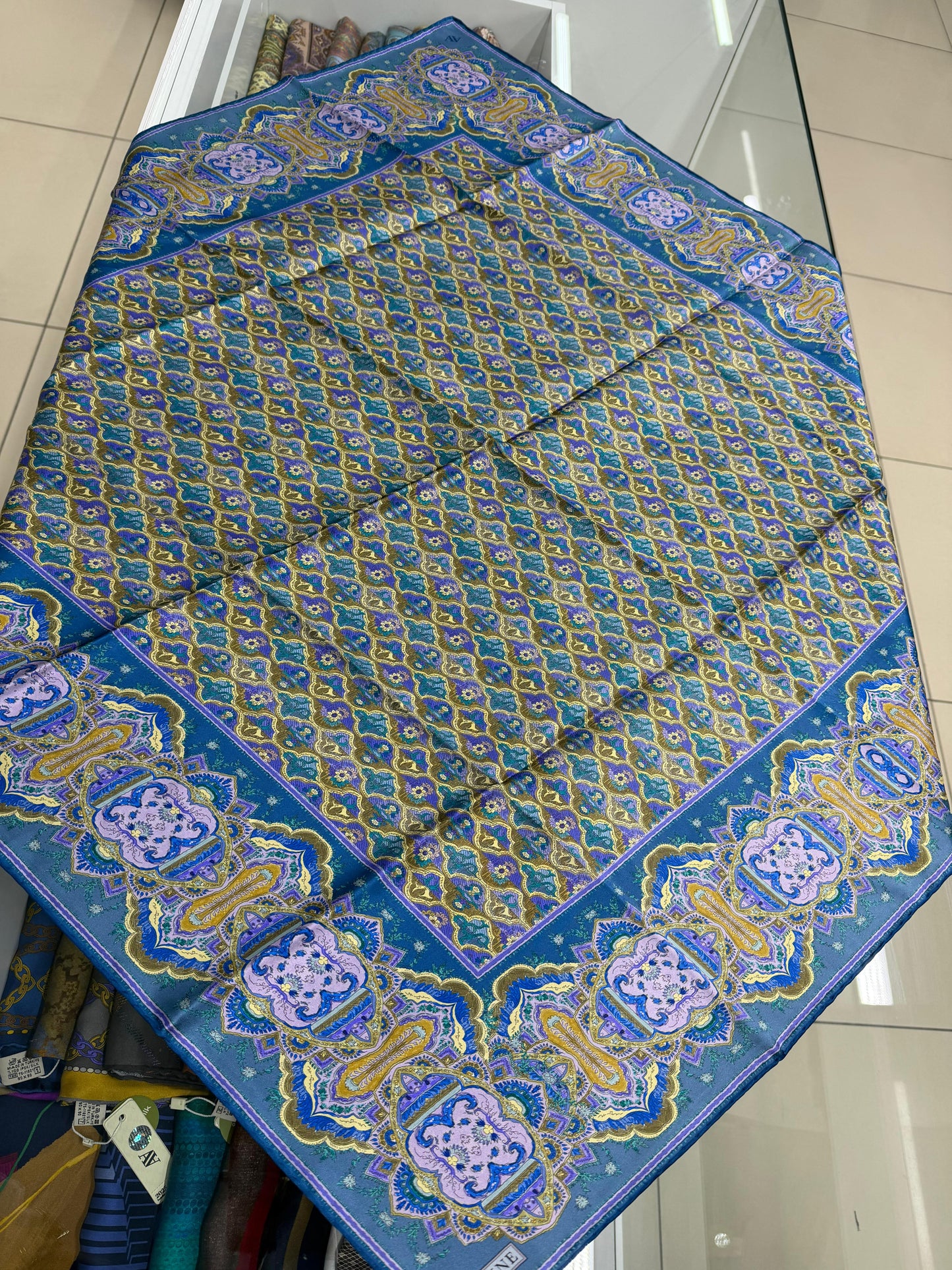 Armine 2026 ilkbahar 🌸 yaz sezonu🪻 Sura ipek eşarp