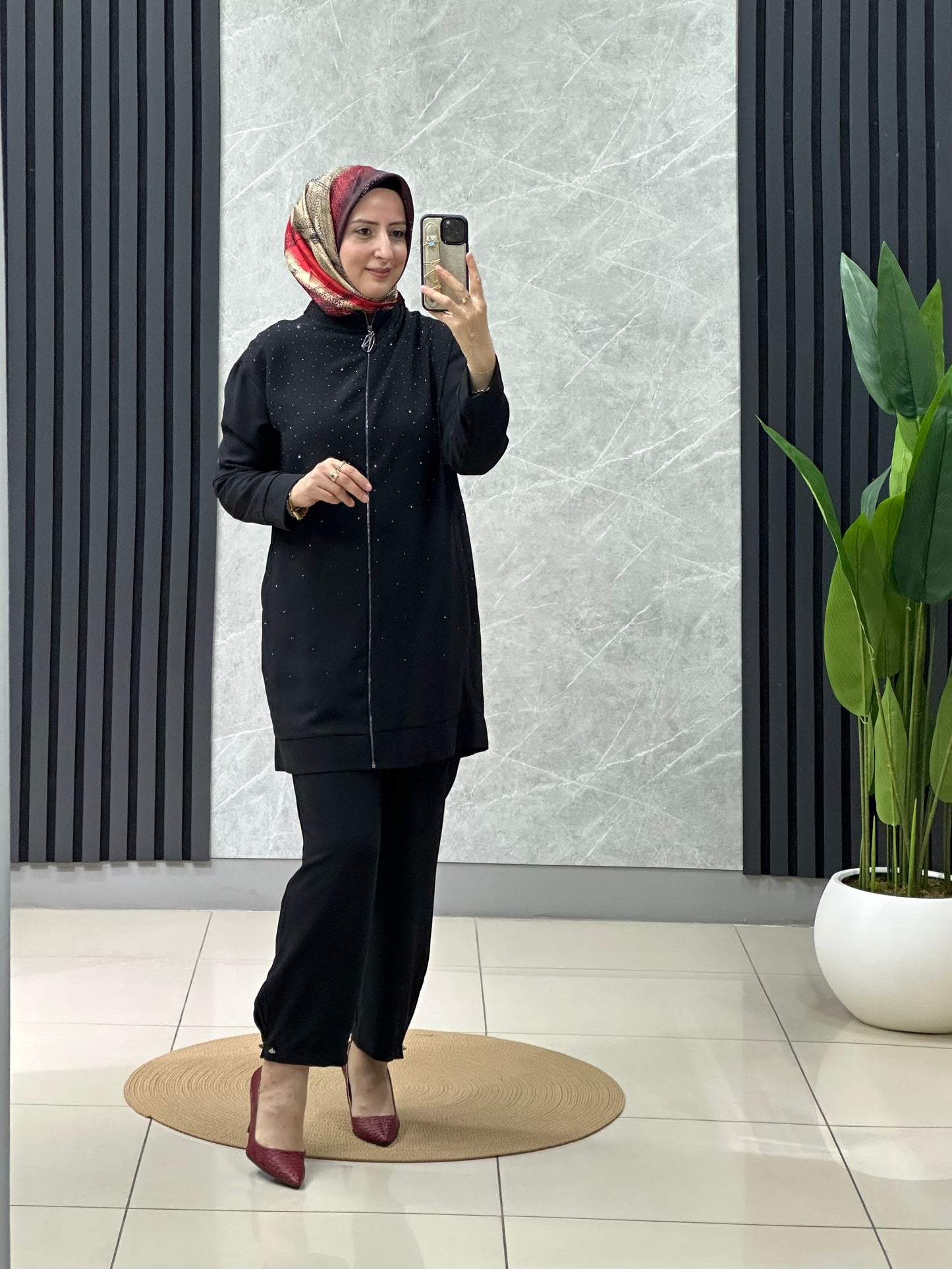 Armine trend serpme taş detaylı pantolonlu TAKIM takim kod: 26yt625