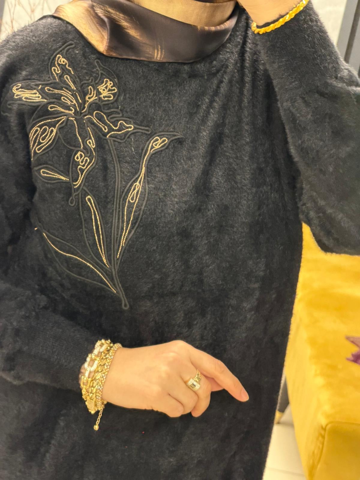 Göğsü cicek işlemeli angora kazak 140562