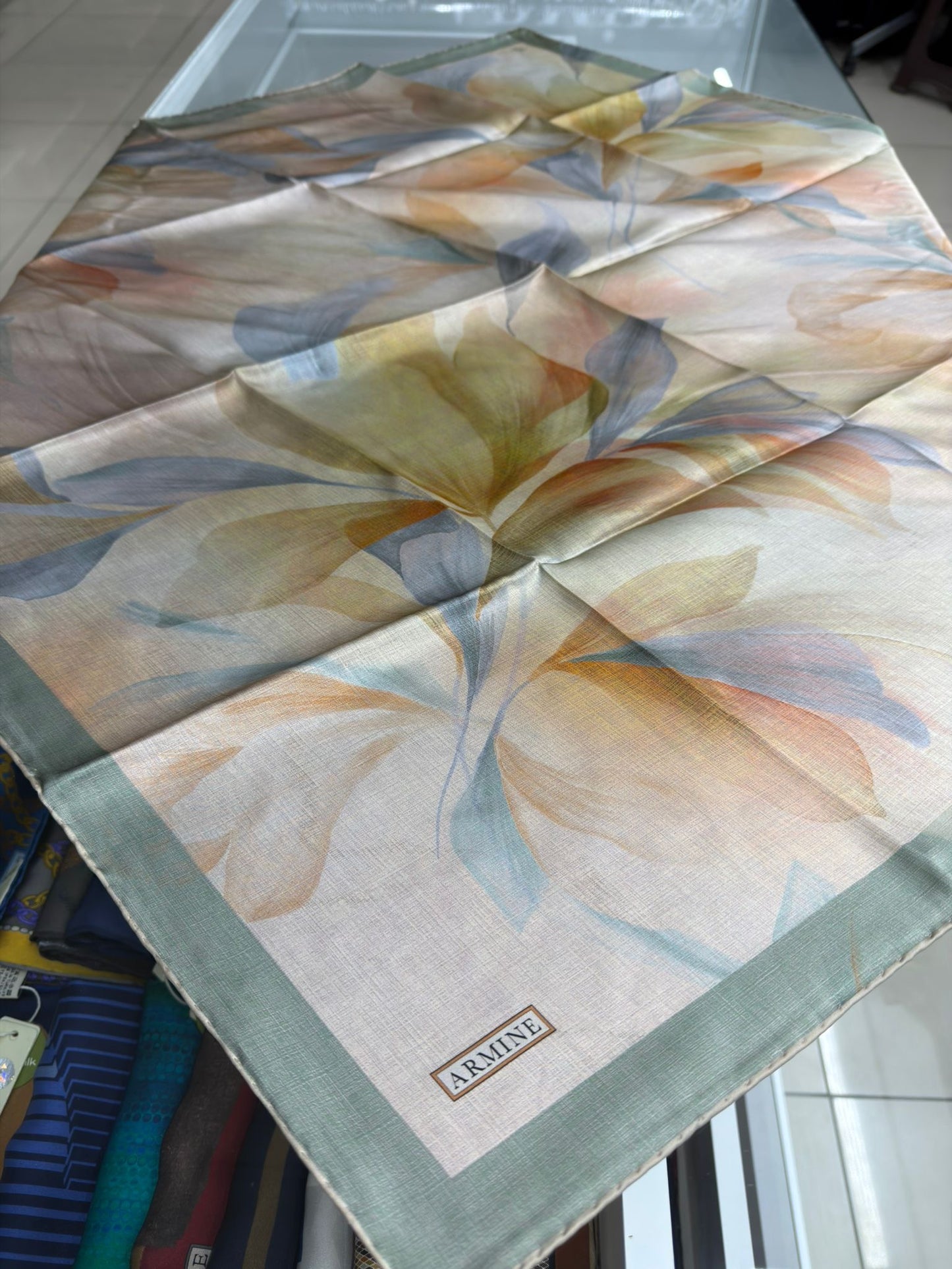 Armine 2026 ilkbahar 🌸 yaz sezonu🪻 Sura ipek eşarp