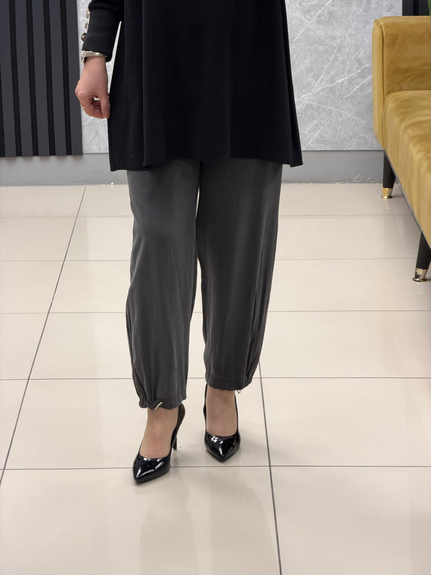 Noshe paçası lastikli ipek kupra pantolon 4640