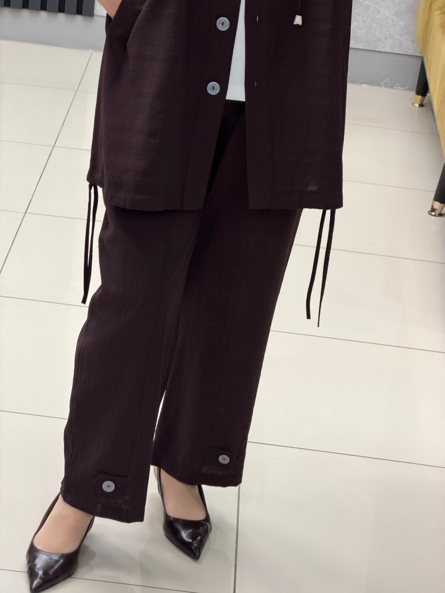 Armine trend gofre kumas  düğmeli takim 
Kodu:26yt658