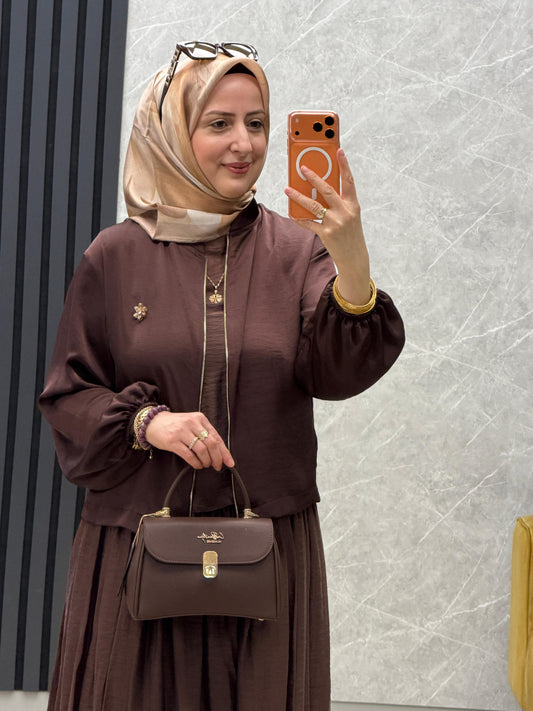 Armine trend üclü ipek saten takım.
26YT649