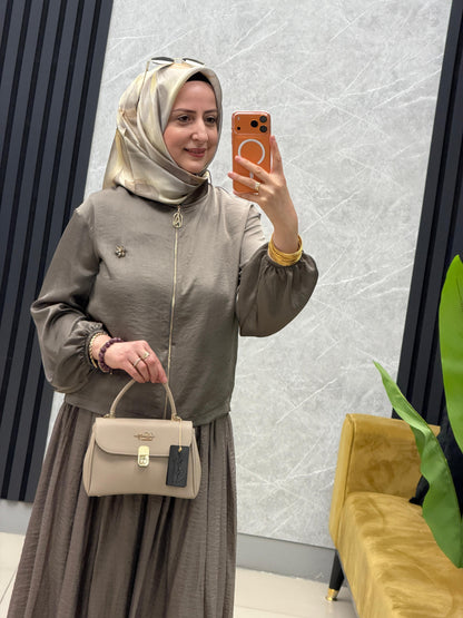 Armine trend üclü ipek saten takım.
26YT649