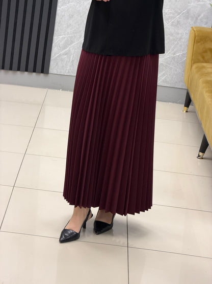 Famalin pileli etek kod: 8940