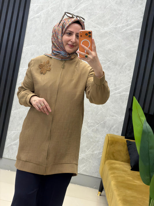 Armine taş işlemeli ceket
Kod:26YT520