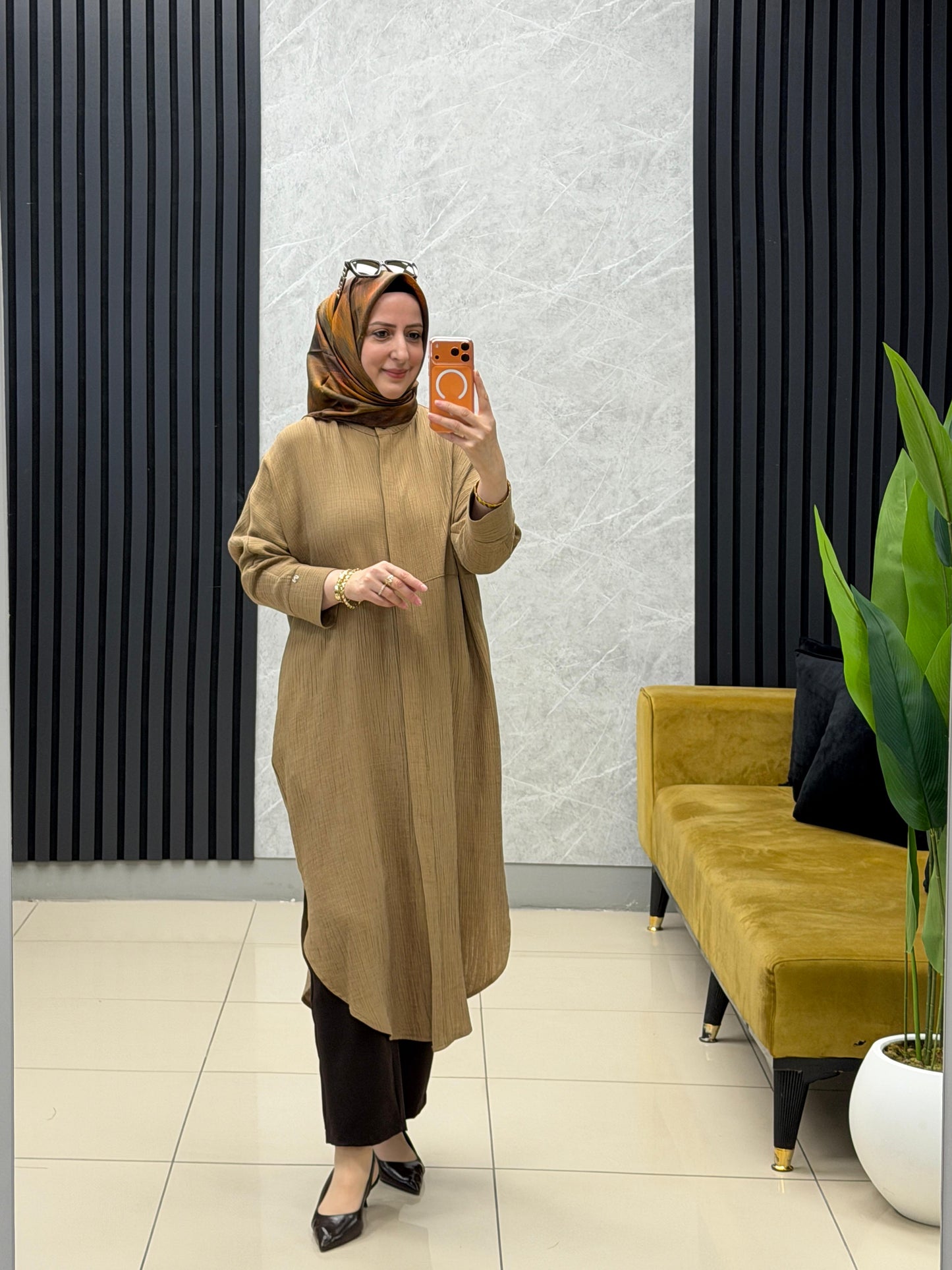 Armine trend uzun boy gofre kumas gizli düğmeli tunik 
Kod: 26yt416