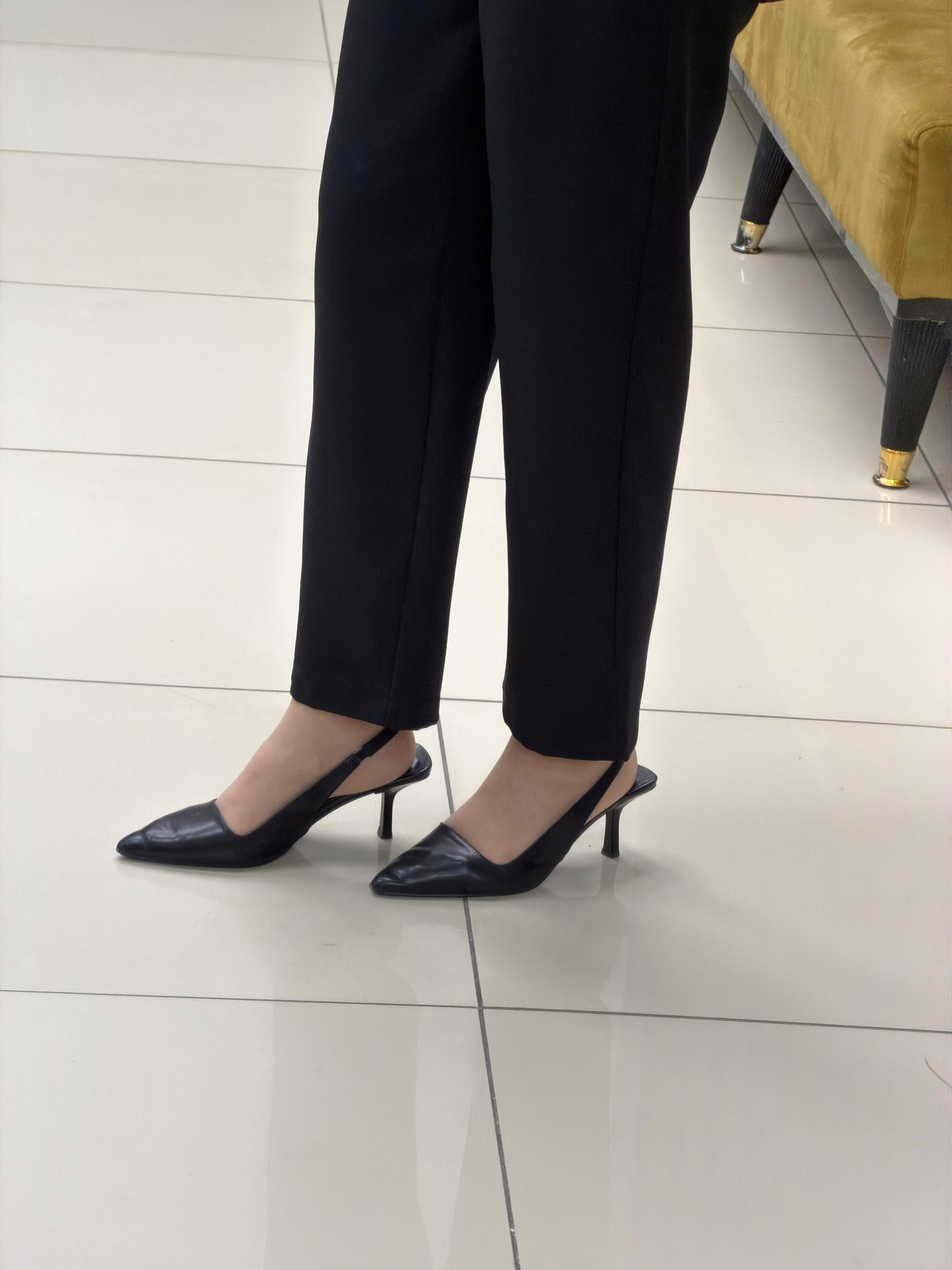 Armine trend Kuşaklı  pantolon 
Kod:26YT211