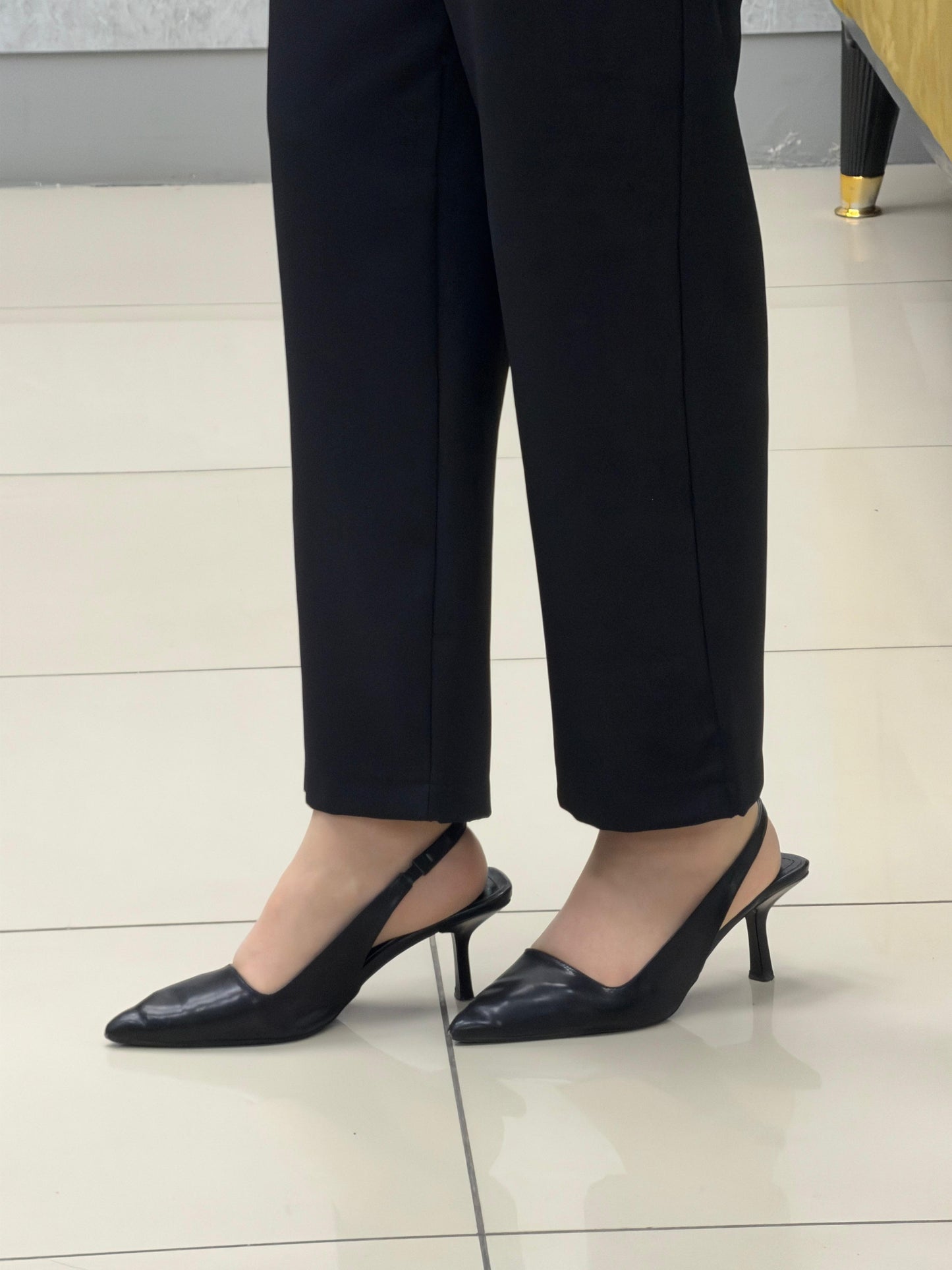 Armine trend Kuşaklı  pantolon 
Kod:26YT211