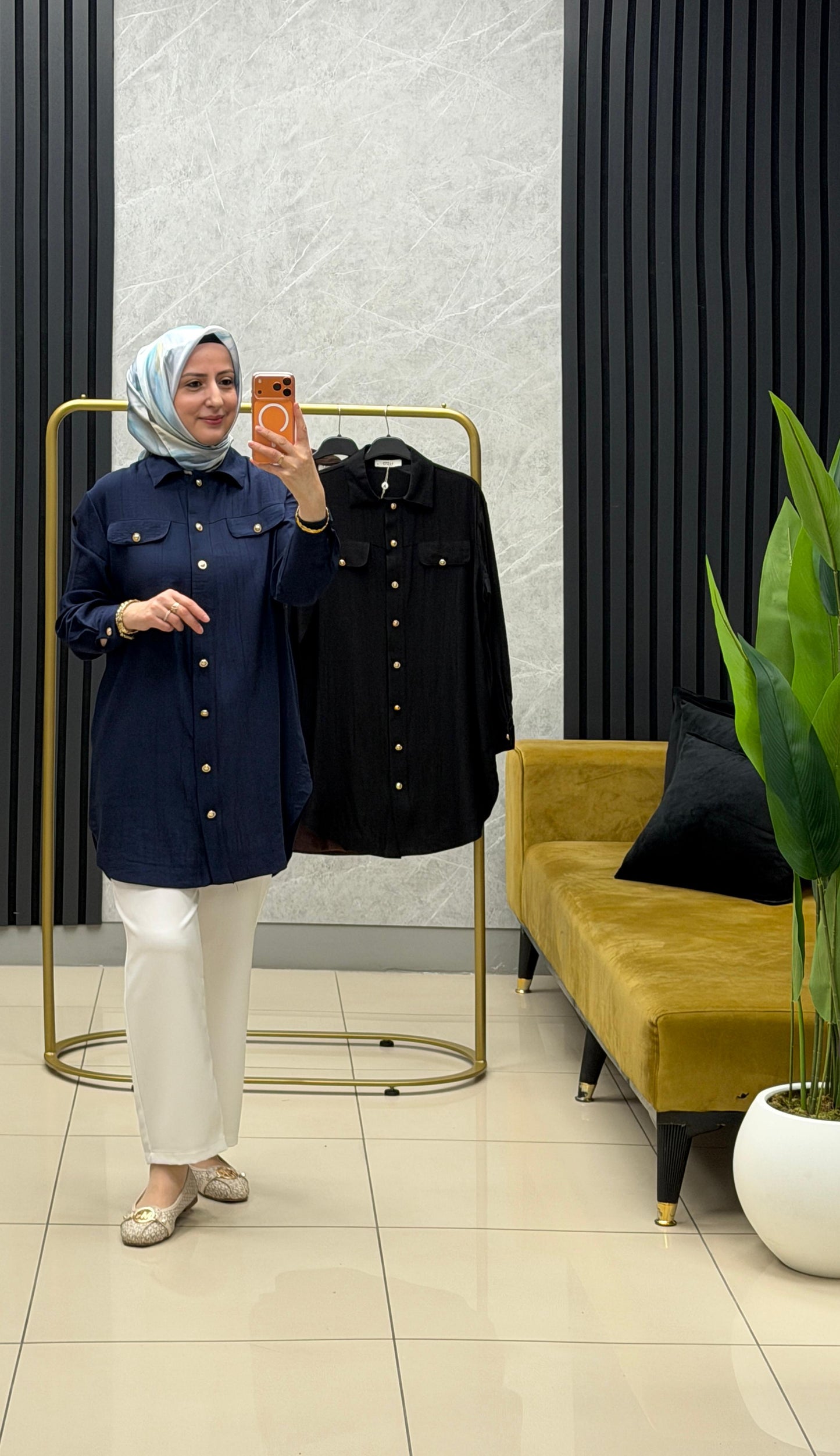 Armine gold düğmeli tunik
Kodu:26YT463