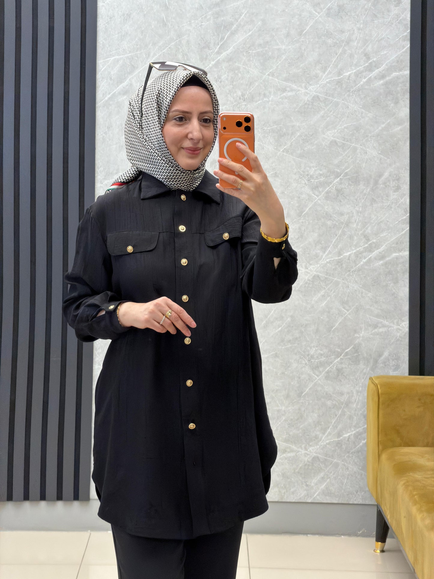 Armine gold düğmeli tunik
Kodu:26YT463