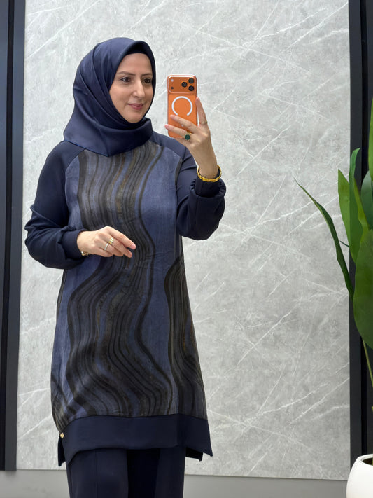 Ayşe Akay Modal kumaş ipek kupra pantolonlu takım.
Kodu:1010