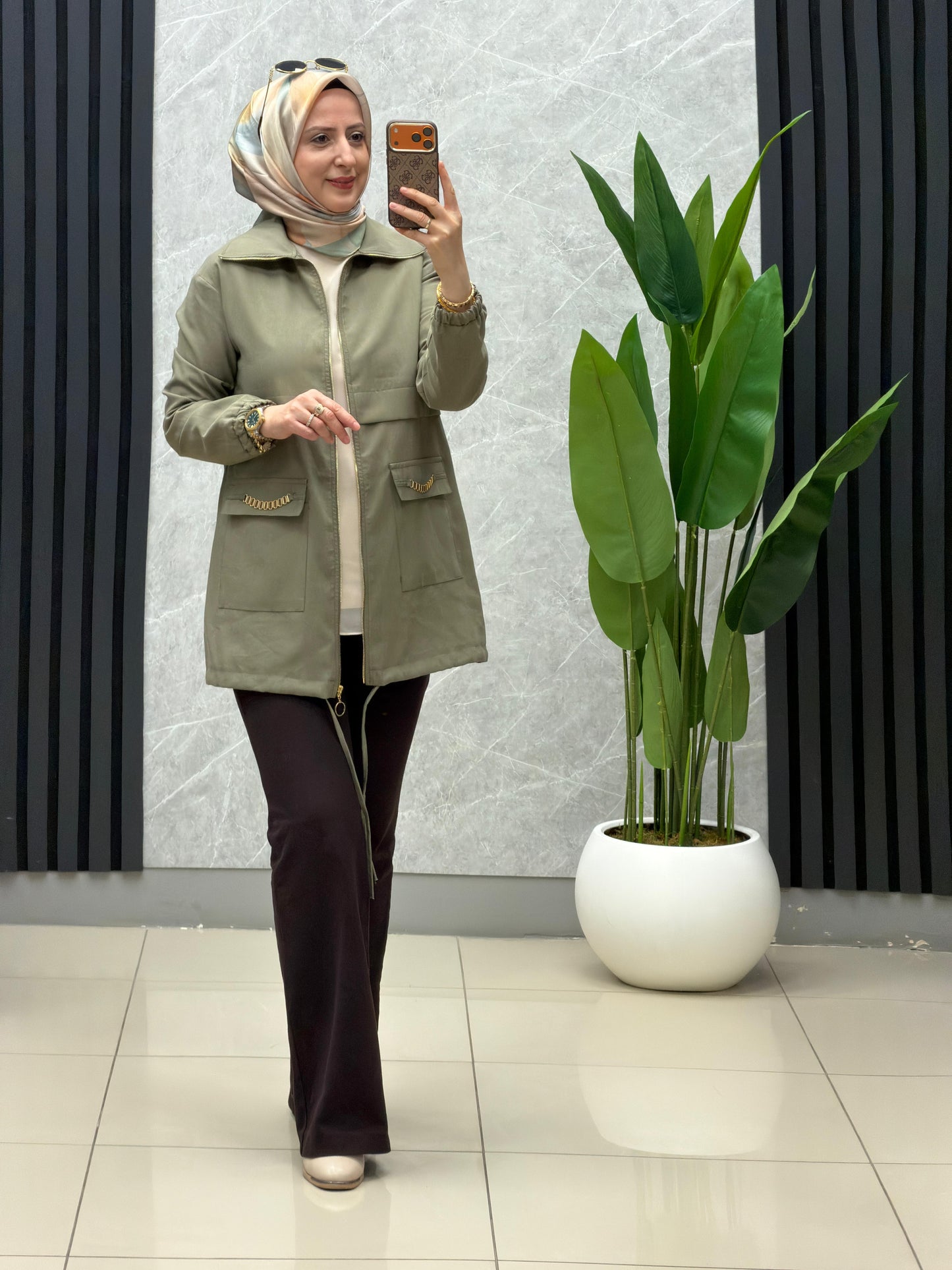 Armine trend çeket
Kodu:26YT515